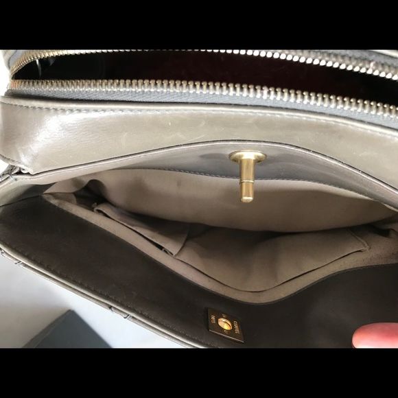 Additional photos of CHANEL Zip Shopping Bag NWT - Picture 3 of 8